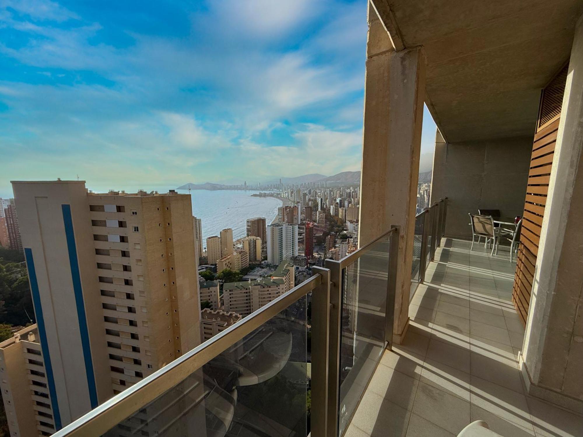 Beautiful Apartment Near Beach With Panoramic Sea-View Benidorm Eksteriør bilde