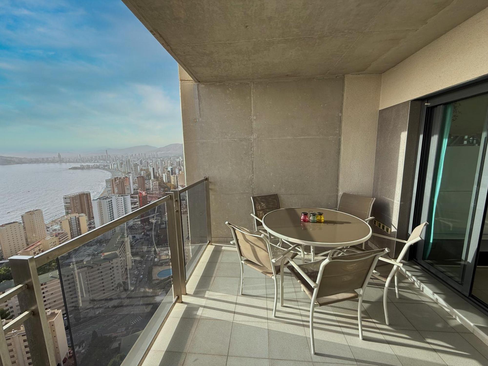 Beautiful Apartment Near Beach With Panoramic Sea-View Benidorm Eksteriør bilde